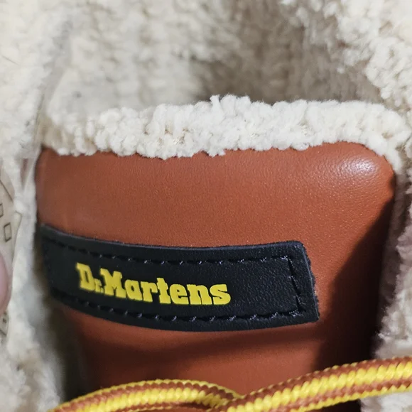 Dr. Martens Burnt Orange Shearling Lined Leather Combat Boots Size 7 - Picture 6 of 16